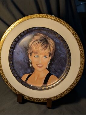 Gold Buffet Royal Gallery Princess Diana Commemorative Plate 10.5" Exclusive FPO